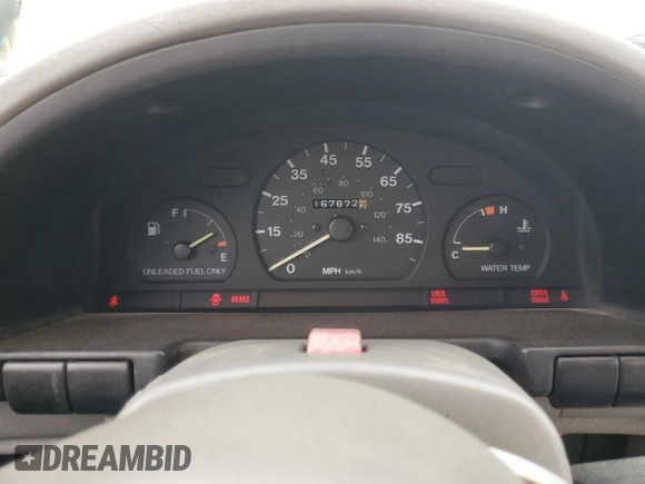 1993 Geo Metro z VIN 2C1MR6469P6700123, wystawiony jako Copart lot #89276845 z przebiegiem 167 872 mil mil oraz Tytuł czysty. Historia ofert i sprzedaży dostępna na DreamBid. Obrazek 9.