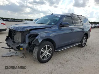2022 Ford Expedition XLT with VIN 1FMJU1HT0NEA49153, listed as a Copart auction lot 69205714 with 26,429 mi miles and Salvage Title. Bid and sale history available at carsss.com. Image 1.