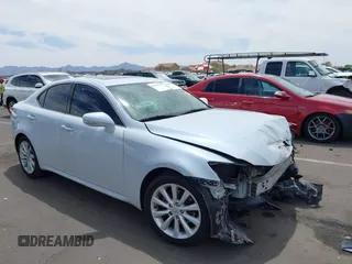 2010 Lexus IS 250 z VIN JTHBF5C23A2096390, wystawiony jako IAAI lot #42361037 z przebiegiem 105 435 mil mil oraz . Historia ofert i sprzedaży dostępna na DreamBid. Obrazek 1.