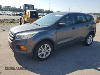 2017 Ford Escape S с VIN 1FMCU0F7XHUE63592, выставлен на аукционе Copart как лот 66401345 с пробегом 118 248 миль миль и Чистый • Clean title. История ставок и продаж доступна на DreamBid. Изображение 1.