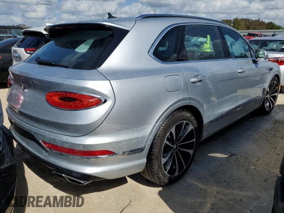 2021 Bentley Bentayga V8 z VIN SJAAM2ZV4MC034001, wystawiony jako Copart lot #78093424 z przebiegiem Nie podano mil oraz Szkoda całkowita • Salvage title. Historia ofert i sprzedaży dostępna na DreamBid. Obrazek 3.