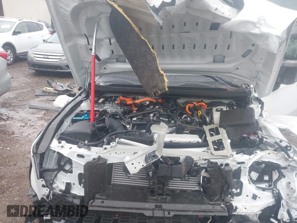 2024 Toyota Land Cruiser z VIN JTEABFAJ9RK004196, wystawiony jako IAAI lot #40875883 z przebiegiem 7 025 mil mil oraz . Historia ofert i sprzedaży dostępna na DreamBid. Obrazek 10.
