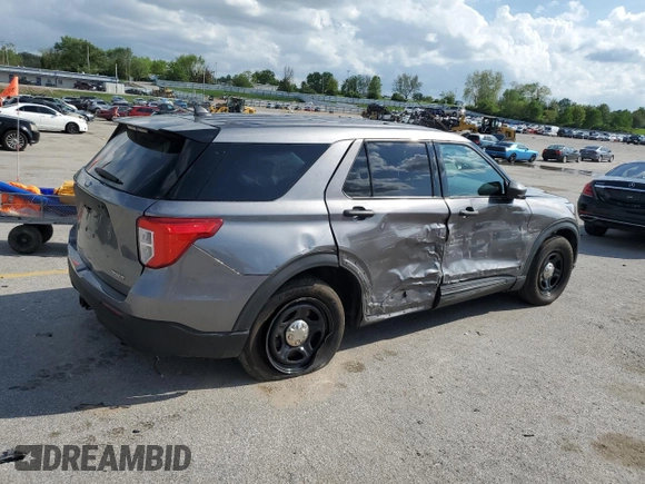 2022 Ford Police Interceptor Utility z VIN 1FM5K8AB1NGB50983, wystawiony jako Copart lot #52326285 z przebiegiem Nie podano mil oraz Szkoda całkowita • Salvage title. Historia ofert i sprzedaży dostępna na DreamBid. Obrazek 3.