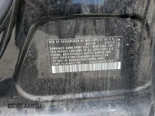 2014 Volkswagen Jetta TDI w/Sunroof z VIN 3VWPL7AJ4EM621796, wystawiony jako Copart lot #57605935 z przebiegiem 102 506 mil mil oraz Szkoda całkowita • Salvage title. Historia ofert i sprzedaży dostępna na DreamBid. Obrazek 13.