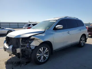 2019 Nissan Pathfinder SV z VIN 5N1DR2MN3KC639236, wystawiony jako Copart lot #57177725 z przebiegiem 72 265 mil mil oraz Szkoda całkowita • Salvage title. Historia ofert i sprzedaży dostępna na DreamBid. Obrazek 1.