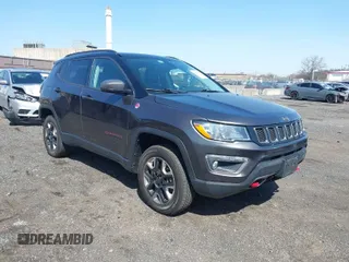 2018 Jeep Compass Trailhawk with VIN 3C4NJDDB5JT316326, listed as a IAAI auction lot 41940801 with 111,941 mi miles and . Bid and sale history available at carsss.com. Image 1.