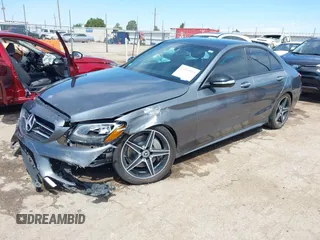 2017 Mercedes-Benz C 300 с VIN 55SWF4JB7HU224376, выставлен на аукционе IAAI как лот 42195919 с пробегом 98 683 миль миль и . История ставок и продаж доступна на DreamBid. Изображение 2.