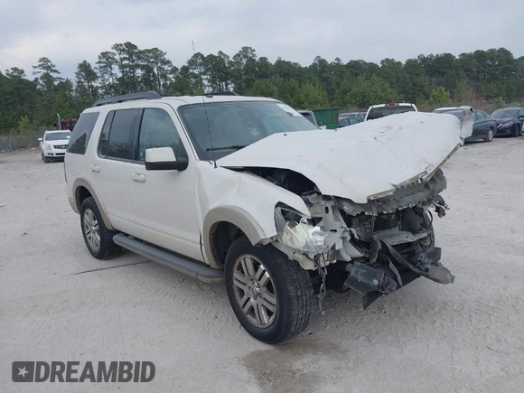 2010 Ford Explorer Eddie Bauer with VIN 1FMEU7EE9AUB13801, listed as a IAAI auction lot 41686055 with 139,641 mi miles. Bid and sale history available at carsss.com. Image 1.