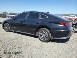 2022 Hyundai Sonata Hybrid Blue with VIN KMHL24JJ9NA052455, listed as a Copart auction lot 61164194 with 31,272 mi miles and Salvage Title. Bid and sale history available at carsss.com. Image 2.