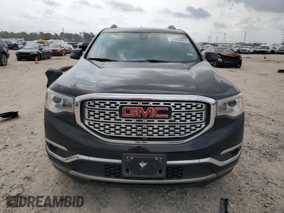 2017 GMC Acadia Denali z VIN 1GKKNPLS6HZ136483, wystawiony jako Copart lot #54696635 z przebiegiem 116 670 mil mil oraz Szkoda całkowita • Salvage title. Historia ofert i sprzedaży dostępna na DreamBid. Obrazek 5.