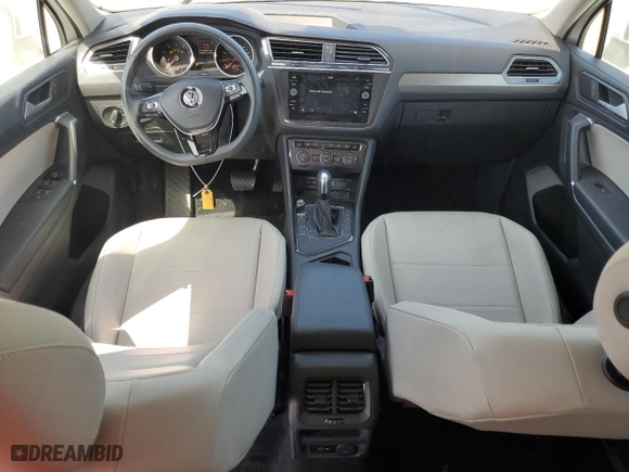 2020 Volkswagen Tiguan SE with VIN 3VV3B7AX1LM069603, listed as a Copart auction lot 51804315 with 24,489 mi miles and Clean Title. Bid and sale history available at carsss.com. Image 8.