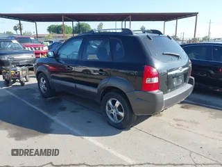 2005 Hyundai Tucson GLS with VIN KM8JN12D55U142254, listed as a IAAI auction lot 42150708 with 222,286 mi miles. Bid and sale history available at carsss.com. Image 3.