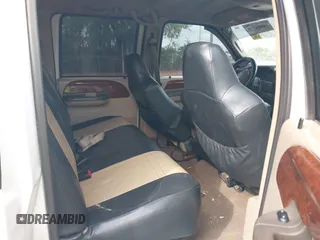 2003 Ford F-250 XL with VIN 1FTNW21PX3EC38733, listed as a IAAI auction lot 38904279 with 293,915 mi miles and . Bid and sale history available at DreamBid. Image 8.