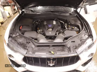 2019 Maserati Levante S with VIN ZN661YUS9KX313168, listed as a Copart auction lot 47557155 with 75,695 mi miles and Salvage Title. Bid and sale history available at carsss.com. Image 11.
