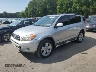 2007 Toyota RAV4 Sport z VIN JTMBD32V676049816, wystawiony jako Copart lot #66895565 z przebiegiem 206 197 mil mil oraz Czysty tytuł • Clean title. Historia ofert i sprzedaży dostępna na DreamBid. Obrazek 1.