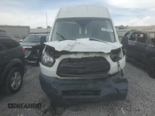 2017 Ford Transit с VIN 1FTYR3XM9HKB56184, выставлен на аукционе Copart как лот 61068155 с пробегом 212 531 миль миль и Списание • Salvage title. История ставок и продаж доступна на DreamBid. Изображение 5.
