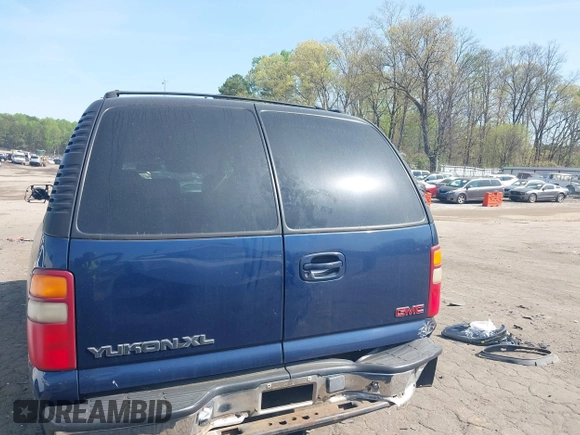 2001 GMC Yukon XL SLT with VIN 3GKEC16T21G225638, listed as a IAAI auction lot 41917916 with 271,249 mi miles. Bid and sale history available at carsss.com. Image 16.
