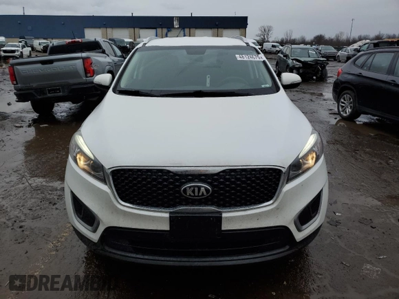 2018 Kia Sorento LX with VIN 5XYPG4A38JG348361, listed as a Copart auction lot 48124675 with 88,043 mi miles and Salvage Title. Bid and sale history available at carsss.com. Image 5.
