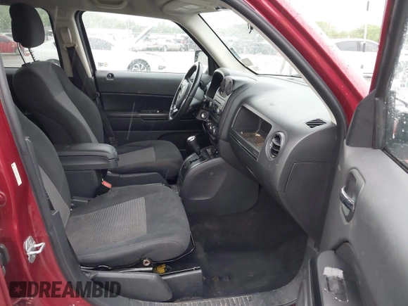 2011 Jeep Patriot Latitude with VIN 1J4NF1GB6BD174064, listed as a IAAI auction lot 42153372 with 139,919 mi miles and . Bid and sale history available at DreamBid. Image 5.