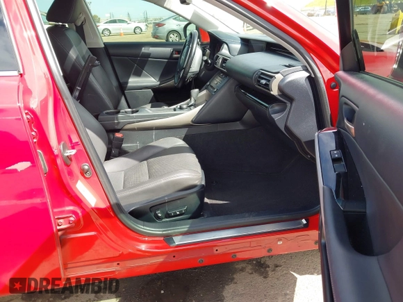 2018 Lexus IS with VIN JTHBA1D29J5074219, listed as a IAAI auction lot 42011062 with 88,566 mi miles. Bid and sale history available at carsss.com. Image 5.