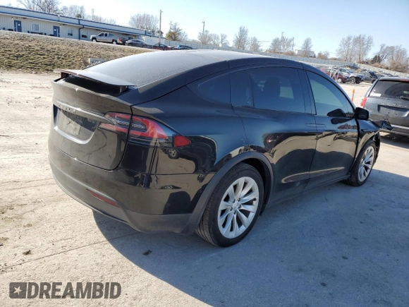 2016 Tesla Model X 70D with VIN 5YJXCBE20GF011801, listed as a Copart auction lot 47640725 with 174,948 mi miles and Salvage Title. Bid and sale history available at DreamBid. Image 3.