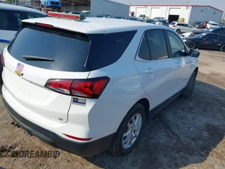 2022 Chevrolet Equinox LT with VIN 3GNAXKEV4NL237107, listed as a IAAI auction lot 41949948 with 23,113 mi miles and . Bid and sale history available at DreamBid. Image 4.