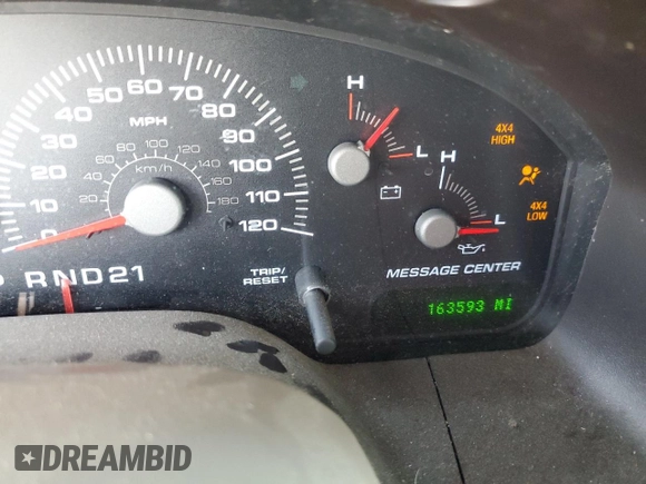 2004 Ford Expedition Eddie Bauer with VIN 1FMPU18L74LB29764, listed as a Copart auction lot 60397795 with 163,593 mi miles and Salvage title. Bid and sale history available at DreamBid. Image 9.