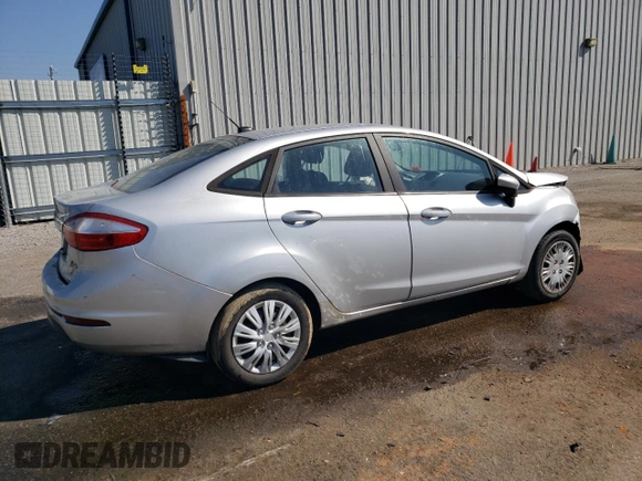 2017 Ford Fiesta S z VIN 3FADP4AJ2HM134423, wystawiony jako Copart lot #47637815 z przebiegiem 71 686 mil mil oraz Szkoda całkowita • Salvage title. Historia ofert i sprzedaży dostępna na DreamBid. Obrazek 3.