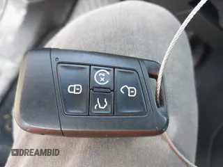 2020 Volkswagen Atlas SE z VIN 1V2YE2CA3LC224739, wystawiony jako IAAI lot #42045123 z przebiegiem 107 712 mil mil oraz . Historia ofert i sprzedaży dostępna na DreamBid. Obrazek 11.