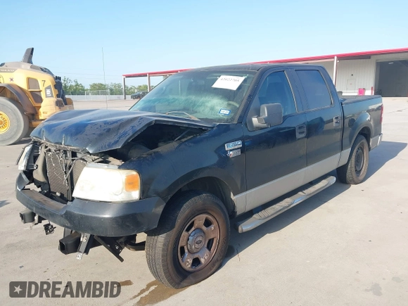 2005 Ford F-150 XLT z VIN 1FTRW12W65FA87713, wystawiony jako IAAI lot #42022705 z przebiegiem 197 781 mil mil oraz . Historia ofert i sprzedaży dostępna na DreamBid. Obrazek 2.