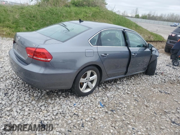 2015 Volkswagen Passat Wolfsburg Edition with VIN 1VWAT7A30FC117692, listed as a Copart auction lot 55518375 with 126,724 mi miles and Clean title. Bid and sale history available at DreamBid. Image 3.