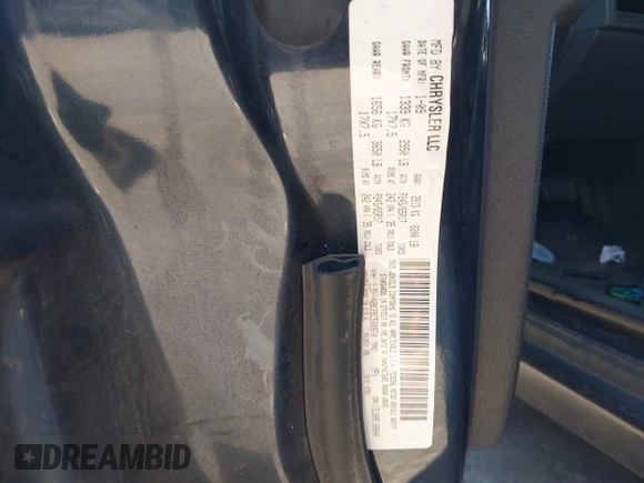 2009 Jeep Commander Sport with VIN 1J8HH48K29C530970, listed as a IAAI auction lot 41232353 with 280,000 mi miles and . Bid and sale history available at DreamBid. Image 9.