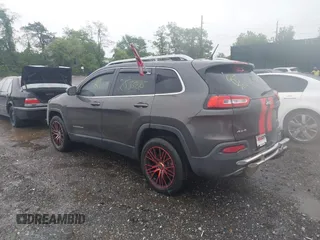 2014 Jeep Cherokee Limited with VIN 1C4PJMDB2EW182495, listed as a IAAI auction lot 42296626 with Not provided miles and . Bid and sale history available at DreamBid. Image 3.