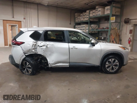 2022 Nissan Rogue SV with VIN 5N1BT3BB2NC722538, listed as a IAAI auction lot 41511198 with 64,820 mi miles and . Bid and sale history available at carsss.com. Image 13.