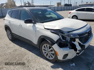 2024 Kia Seltos SX with VIN KNDETCA70R7600287, listed as a Copart auction lot 49093815 with 7,160 mi miles and Salvage title. Bid and sale history available at DreamBid. Image 4.