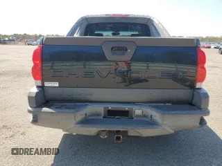 2004 Chevrolet Avalanche Z71 with VIN 3GNEK12T64G205196, listed as a Copart auction lot 54190825 with 152,076 mi miles and Salvage Title. Bid and sale history available at carsss.com. Image 6.