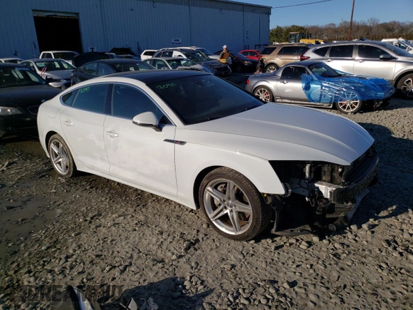 2021 Audi A5 Sportback S line Premium with VIN WAUDACF54MA003385, listed as a Copart auction lot 44269263 with 22,736 mi miles. Bid and sale history available at carsss.com. Image 4.