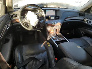 2015 Infiniti Q70 z VIN JN1BY1PP8FM600344, wystawiony jako Copart lot #58033645 z przebiegiem 113 653 mil mil oraz Szkoda całkowita • Salvage title. Historia ofert i sprzedaży dostępna na DreamBid. Obrazek 8.