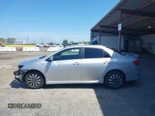 2009 Toyota Corolla with VIN 1NXBU40E99Z105346, listed as a IAAI auction lot 42062757 with 130,968 mi miles. Bid and sale history available at carsss.com. Image 14.