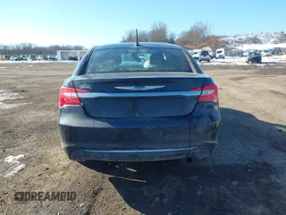 2013 Chrysler 200 Limited with VIN 1C3CCBCB9DN568029, listed as a IAAI auction lot 41412648 with 86,931 mi miles. Bid and sale history available at carsss.com. Image 17.