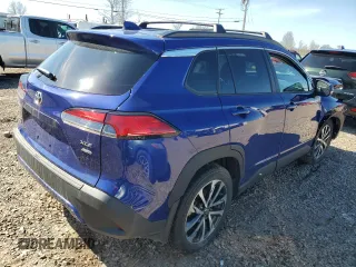 2022 Toyota Corolla Cross XLE with VIN 7MUDAABG3NV006450, listed as a Copart auction lot 53240735 with 19,976 mi miles and Salvage title. Bid and sale history available at DreamBid. Image 3.