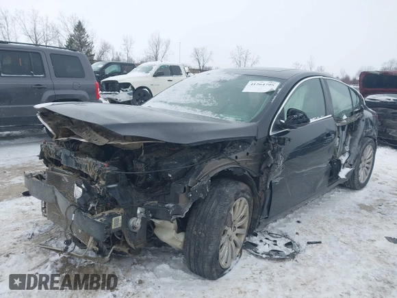 2011 Buick Regal CXL RL2 with VIN 2G4GP5EC5B9185208, listed as a IAAI auction lot 41264795 with 200,647 mi miles. Bid and sale history available at carsss.com. Image 17.