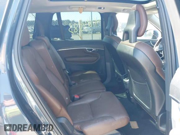 2020 Volvo XC90 Momentum with VIN YV4A22PK3L1535353, listed as a IAAI auction lot 41814583 with 90,073 mi miles. Bid and sale history available at carsss.com. Image 8.