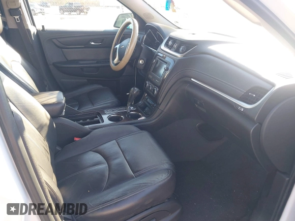 2016 Chevrolet Traverse LT z VIN 1GNKRHKD0GJ271990, wystawiony jako IAAI lot #41286827 z przebiegiem 115 216 mil mil oraz . Historia ofert i sprzedaży dostępna na DreamBid. Obrazek 5.