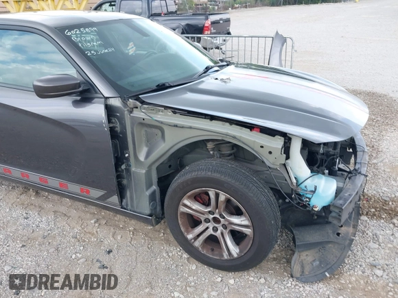 2020 Dodge Charger SXT z VIN 2C3CDXBG3LH211590, wystawiony jako IAAI lot #39869112 z przebiegiem 51 307 mil mil oraz . Historia ofert i sprzedaży dostępna na DreamBid. Obrazek 19.