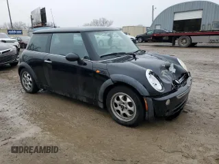 2005 MINI Hardtop z VIN WMWRC33525TK61317, wystawiony jako Copart lot #43325015 z przebiegiem 159 089 mil mil oraz Szkoda całkowita • Salvage title. Historia ofert i sprzedaży dostępna na DreamBid. Obrazek 4.