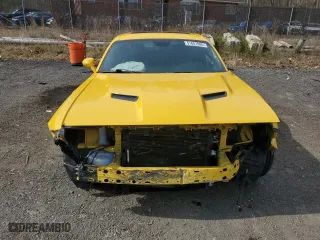 2017 Dodge Challenger R/T Plus with VIN 2C3CDZBT8HH638103, listed as a Copart auction lot 51601085 with 118,166 mi miles and Salvage Title. Bid and sale history available at carsss.com. Image 5.