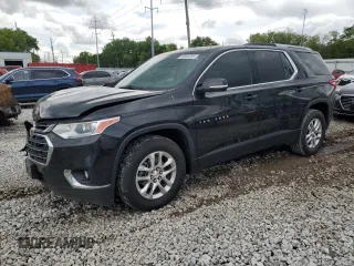 2018 Chevrolet Traverse LT Cloth z VIN 1GNERGKW4JJ251127, wystawiony jako Copart lot #56990255 z przebiegiem 128 186 mil mil oraz Szkoda całkowita • Salvage title. Historia ofert i sprzedaży dostępna na DreamBid. Obrazek 1.