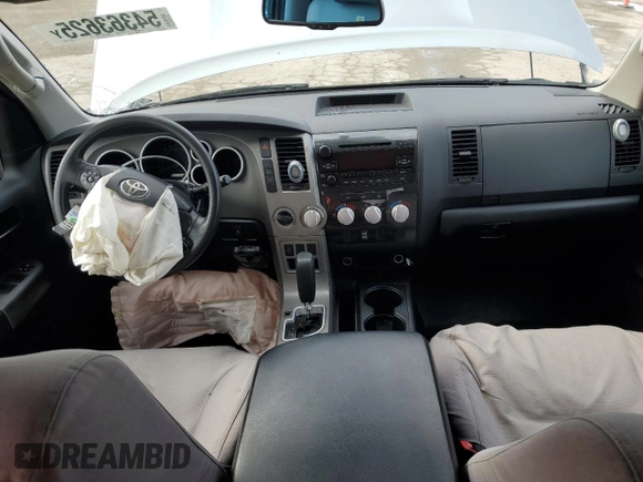 2010 Toyota Tundra с VIN 5TFUW5F14AX124598, выставлен на аукционе Copart как лот 54363625 с пробегом 149 268 миль миль и Списание • Salvage title. История ставок и продаж доступна на DreamBid. Изображение 8.
