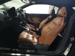 2010 Volkswagen Eos Lux с VIN WVWFA7AH2AV013101, выставлен на аукционе Copart как лот 84081934 с пробегом 121 191 миль миль и Чистый • Clean title. История ставок и продаж доступна на DreamBid. Изображение 7.
